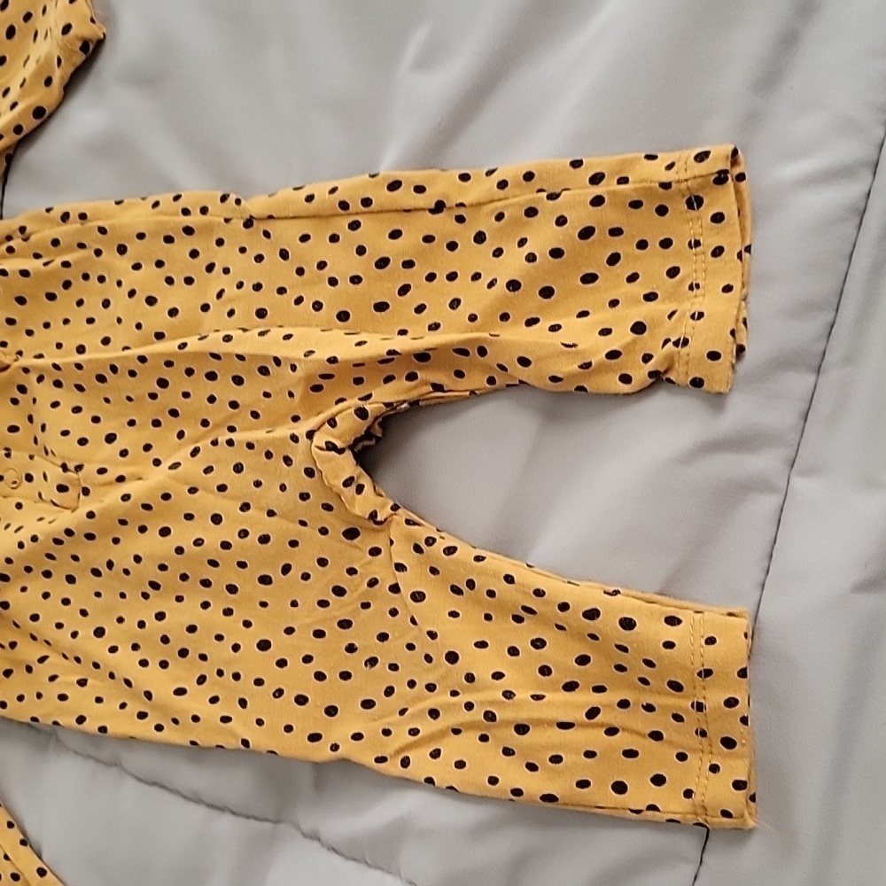 Jessica Simpson Baby Girl's Romper With Headband - Picture 8 of 11